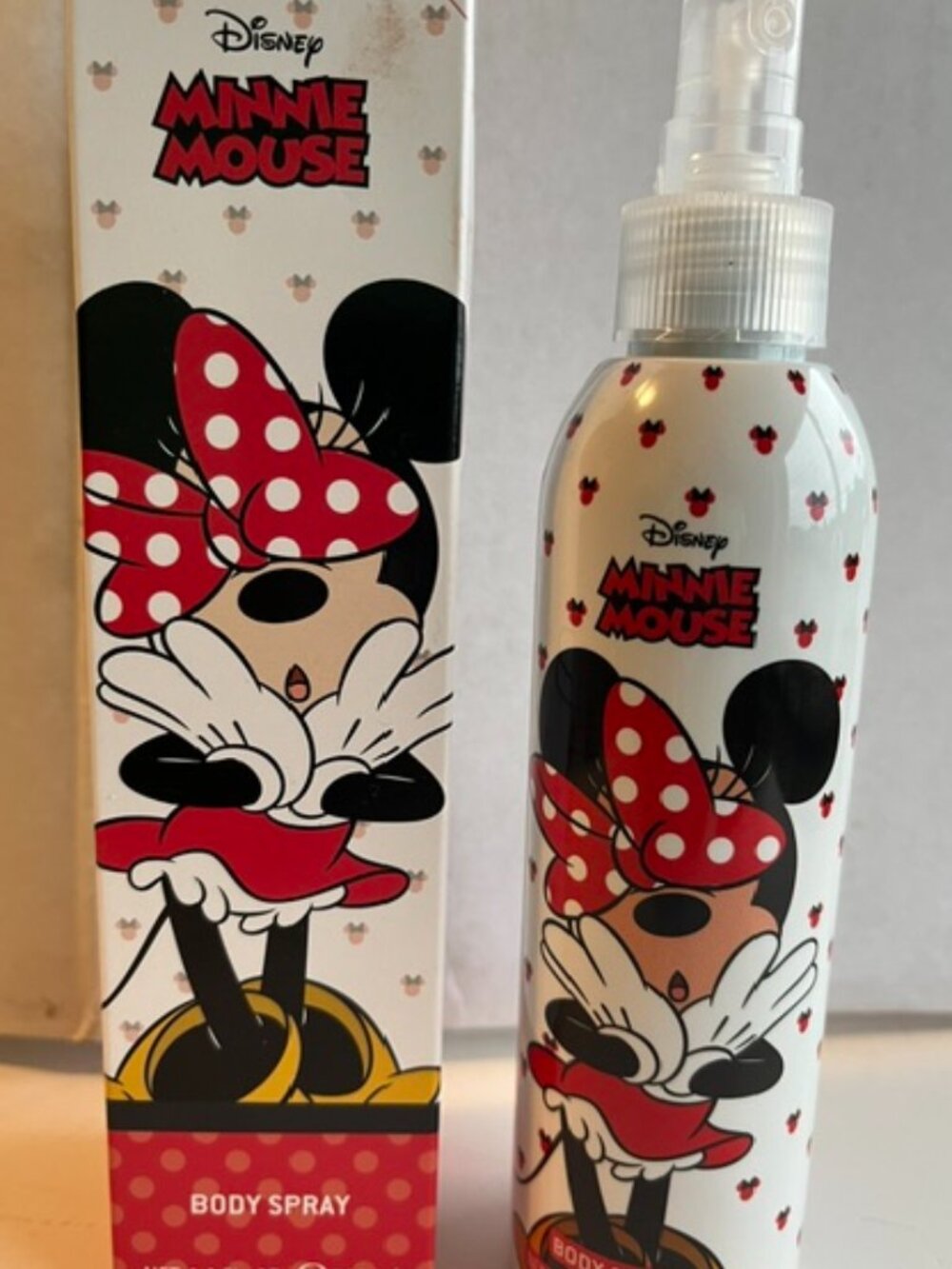 Disney Minnie Mouse body spray.